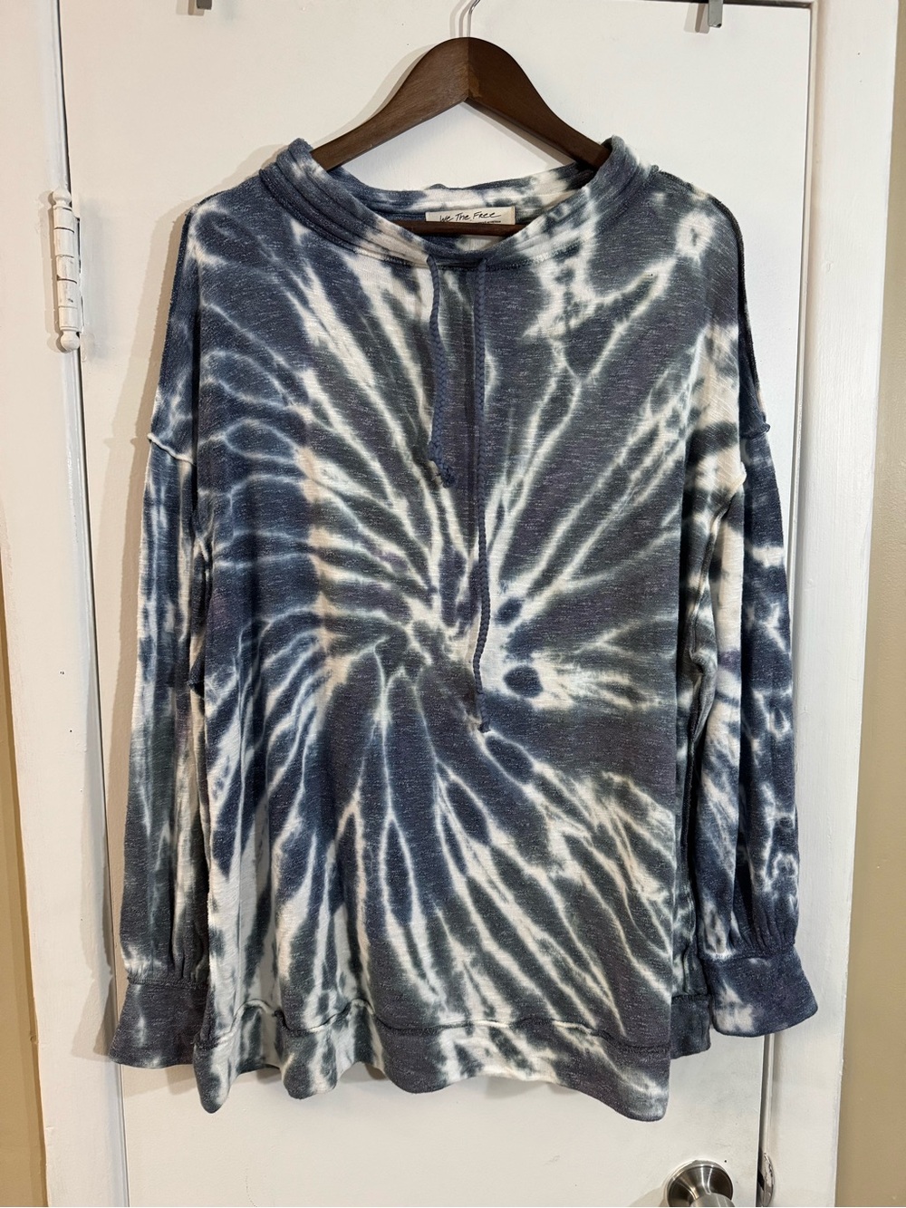 We The Free Kids Tie-Dye Hooded Pullover in Blue and White